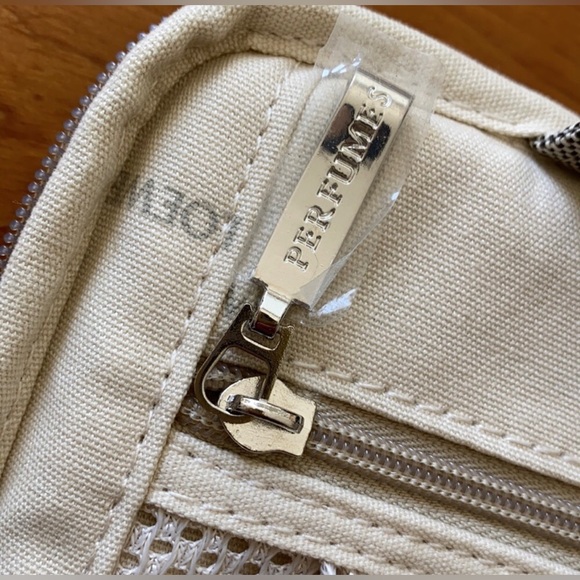 Loewe Travel toiletries/cosmetic bag new - Picture 4 of 10